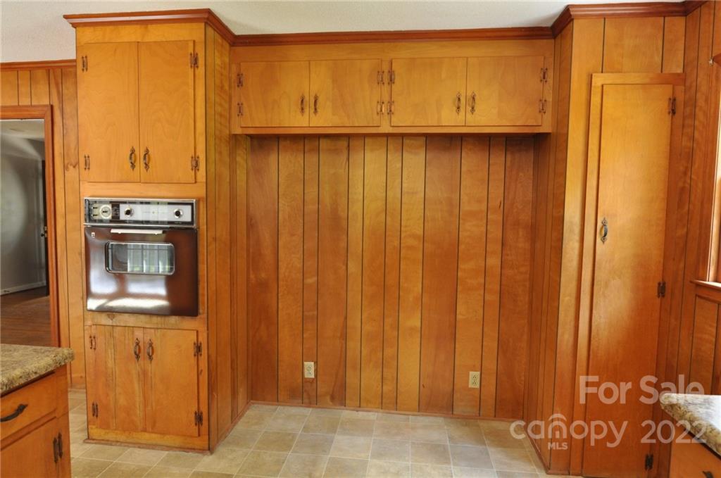 103 Sunset Drive Chester, SC 29706 - Photo 3 of 19 a view of a storage & utility room