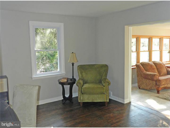 346 Farnum Road Media, PA 19063 - Photo 4 of 17 Office / Study