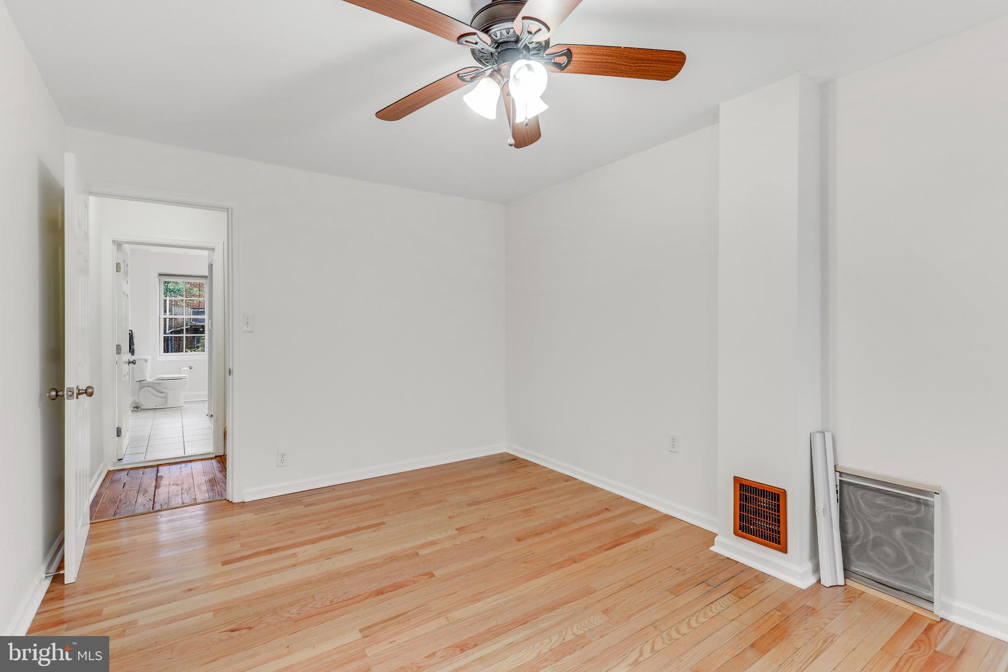 1302 Rutter Street Baltimore, MD 21217 - Photo 16 of 32 Gallery Image 16