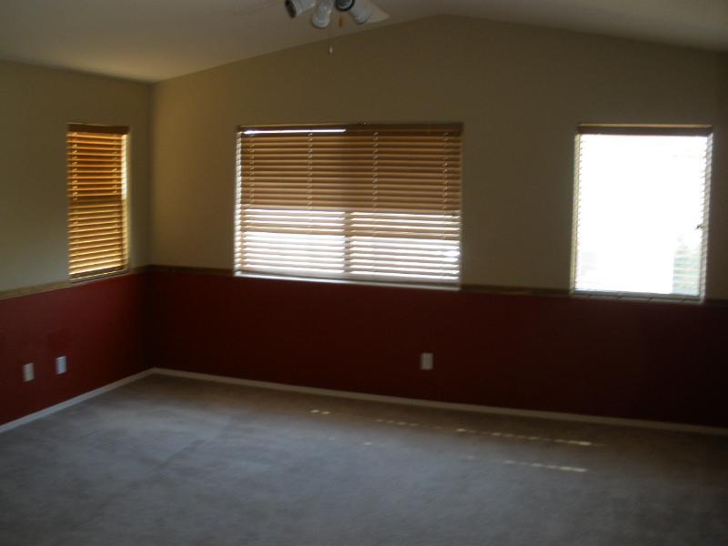 4020 East Ironhorse Road Gilbert, AZ 85297 - Photo 8 of 17 MASTER BEDROOM