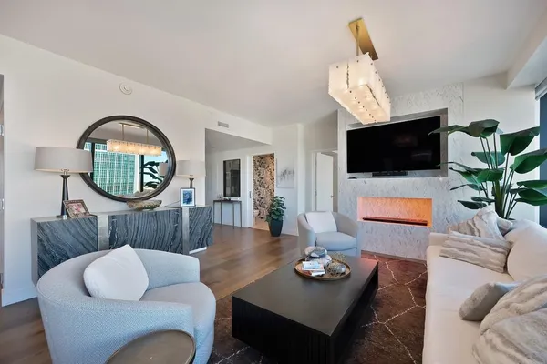 $1,275,000 | 500 J Street, Unit 1508, Sacramento, CA 95814