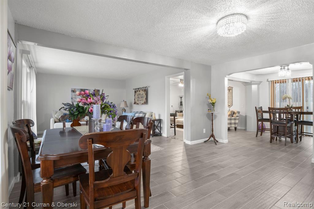25921 Beverly Road Taylor, MI 48180 - Photo 8 of 53
