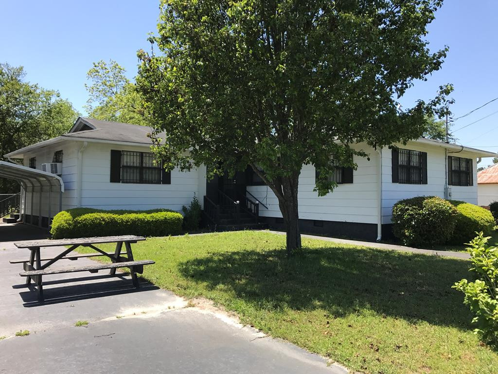 679 Hardware Street Elloree, SC 29047 - Photo 1 of 1 Gallery Image 1
