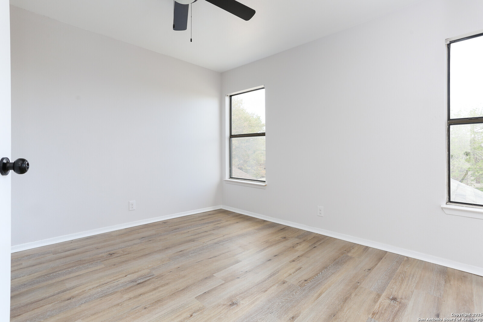 6870 Flaming Ridge Drive Converse, TX 78109 - Photo 15 of 21