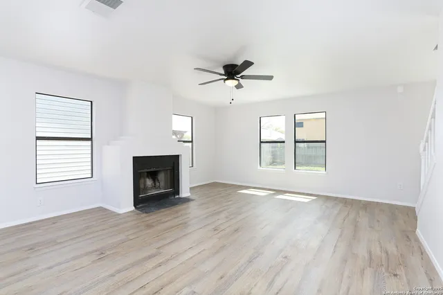 $1,695 | 6870 Flaming Ridge Drive, Converse, TX 78109