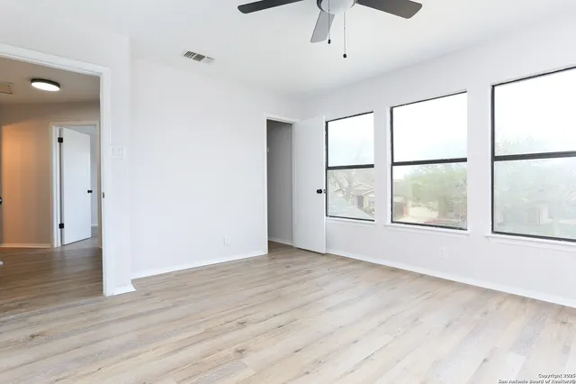 $1,695 | 6870 Flaming Ridge Drive, Converse, TX 78109