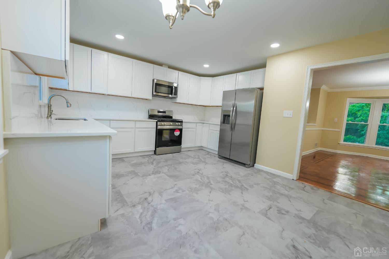 1067 River Road Piscataway, NJ 08854 - Photo 17 of 31 Gallery Image 17