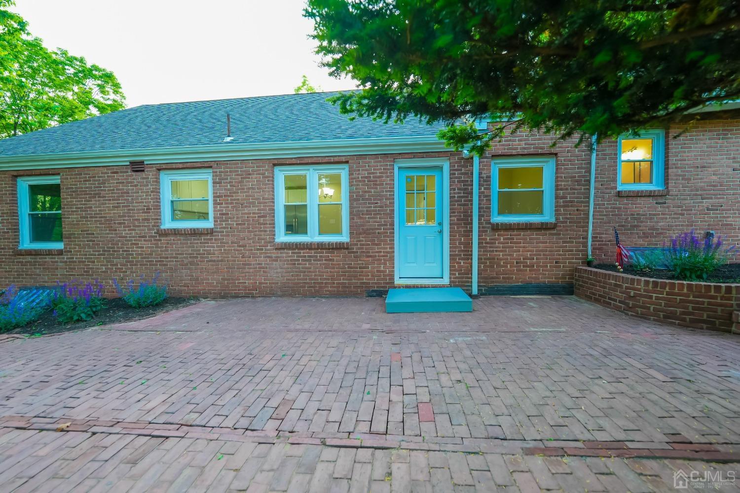 1067 River Road Piscataway, NJ 08854 - Photo 2 of 31 Gallery Image 2