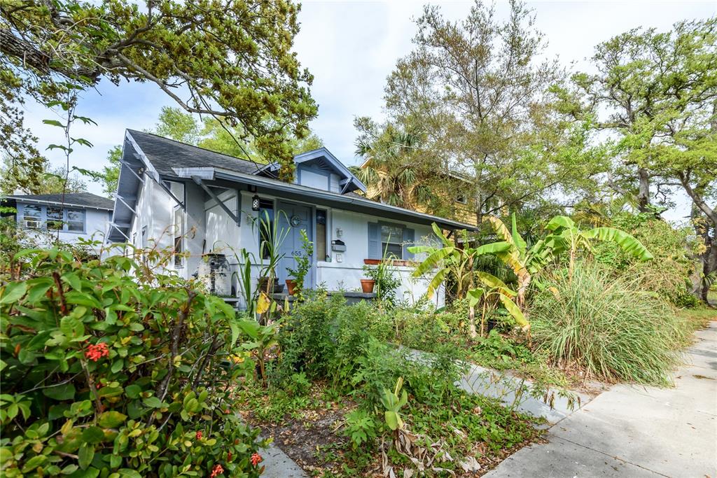 655 Paris Avenue South St. Petersburg, FL 33701 - Photo 3 of 45