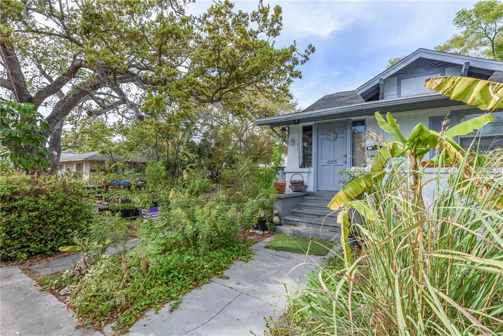 655 Paris Avenue South St. Petersburg, FL 33701 - Photo 4 of 45