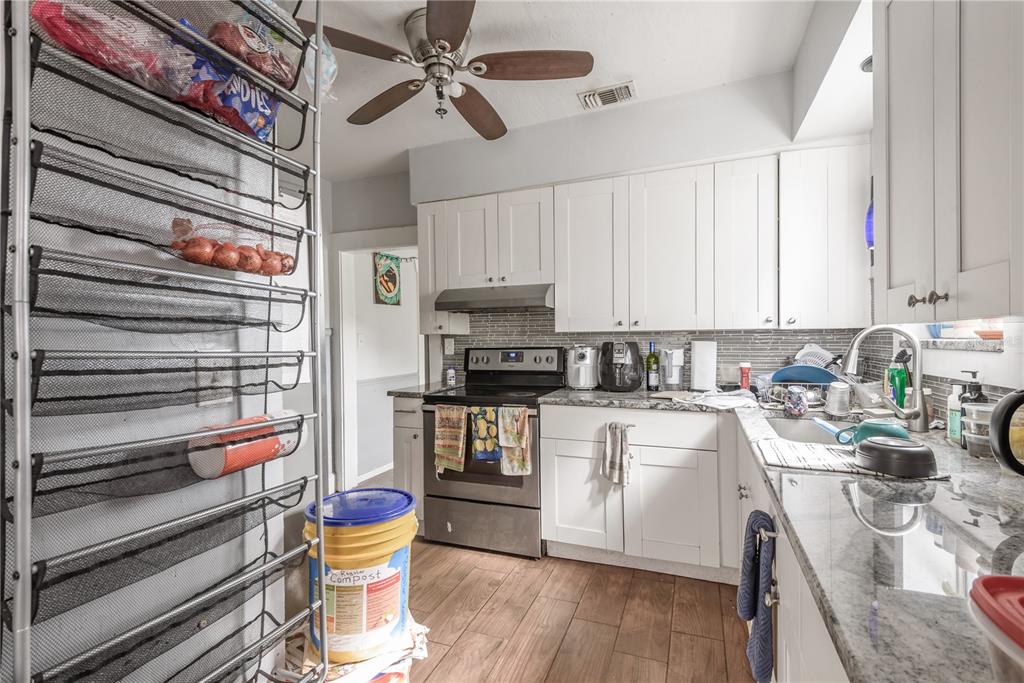 655 Paris Avenue South St. Petersburg, FL 33701 - Photo 8 of 45