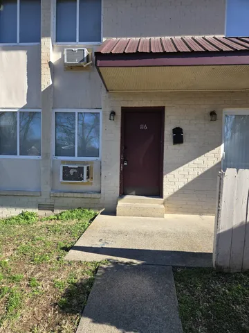 $1,400 | 550 Harding Place, Unit C116, Nashville, TN 37211