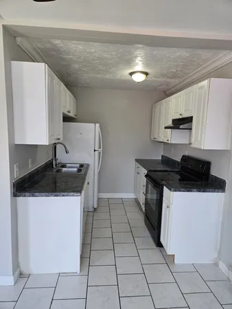 $1,200 | 550 Harding Place, Unit C116, Nashville, TN 37211