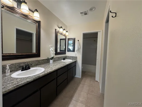 $1,650 | 1611 Highway 95, Unit B, Bullhead City, AZ 86442