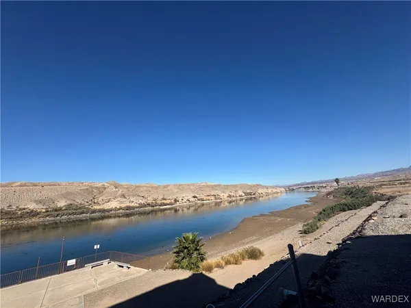$1,650 | 1611 Highway 95, Unit B, Bullhead City, AZ 86442