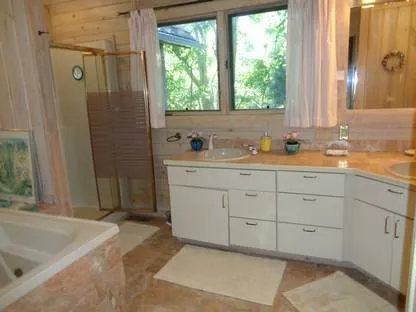 $19,000 | 56 Shoridge, East Hampton, NY 11937