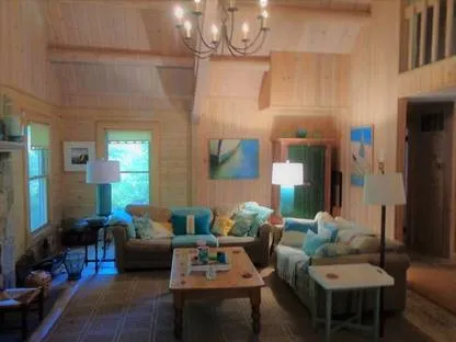 $19,000 | 56 Shoridge, East Hampton, NY 11937