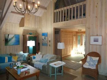 $19,000 | 56 Shoridge, East Hampton, NY 11937