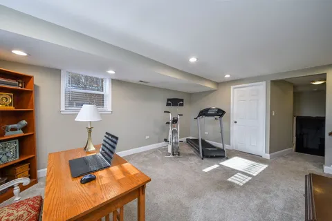 $985,000 | 541 Park Row, Glen Ellyn, IL 60137