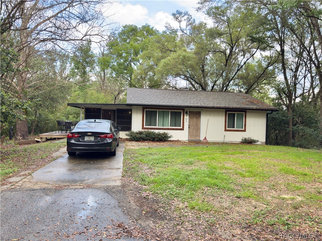 707 South Snapp Avenue Inverness, FL 34453 - Photo 1 of 36