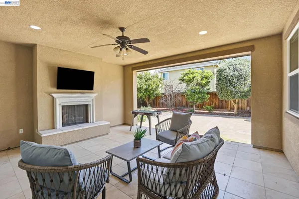 $925,000 | 2610 Brookshire Street, Brentwood, CA 94513