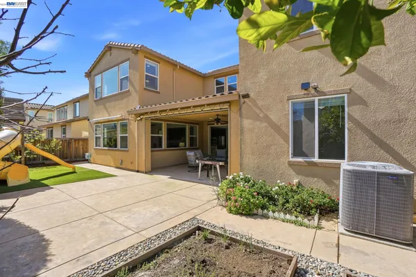 $925,000 | 2610 Brookshire Street, Brentwood, CA 94513