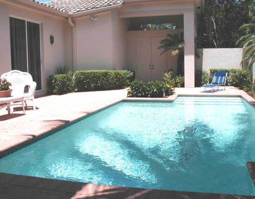 6655 Northwest 24th Terrace Boca Raton, FL 33496 - Photo 2 of 2 a view of a backyard