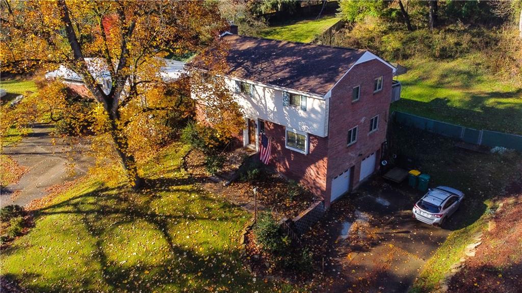 2305 Marbury Road Pittsburgh, PA 15221 - Photo 2 of 23 Gallery Image 2