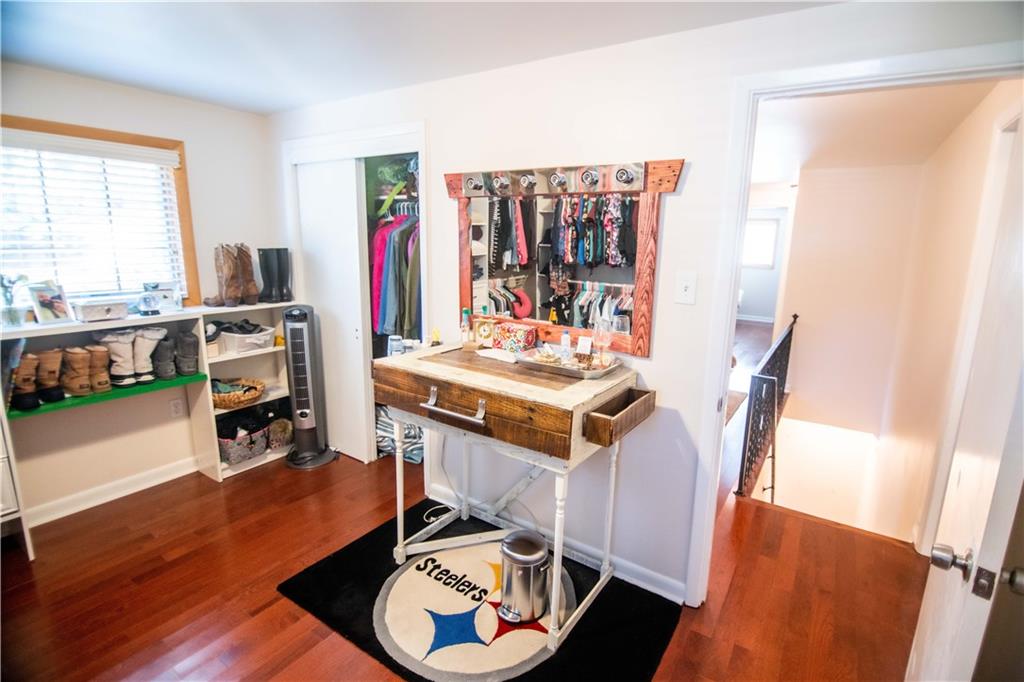 2305 Marbury Road Pittsburgh, PA 15221 - Photo 14 of 23 Gallery Image 14