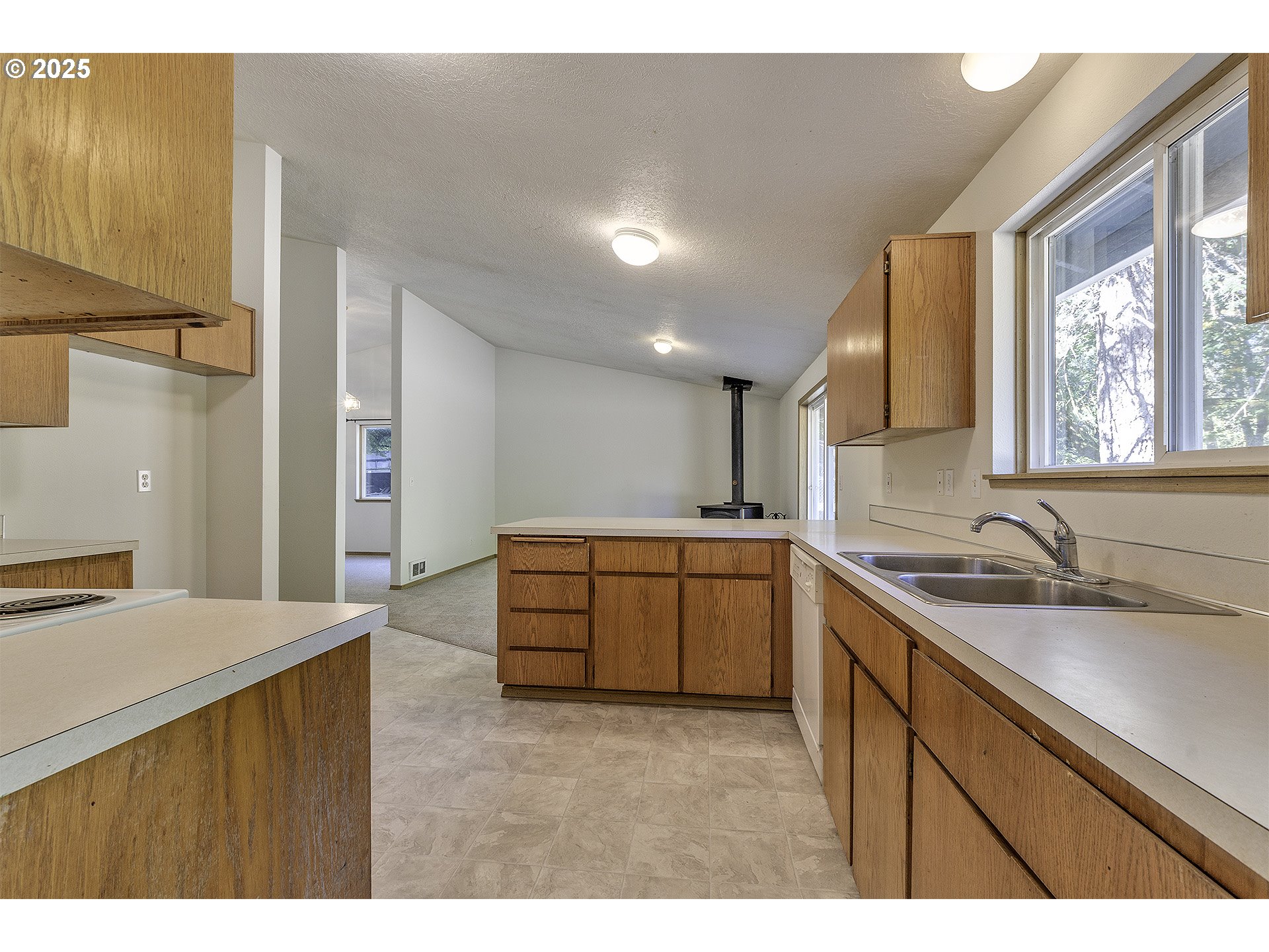 27810 Northwest Timber Road Timber, OR 97144 - Photo 11 of 47