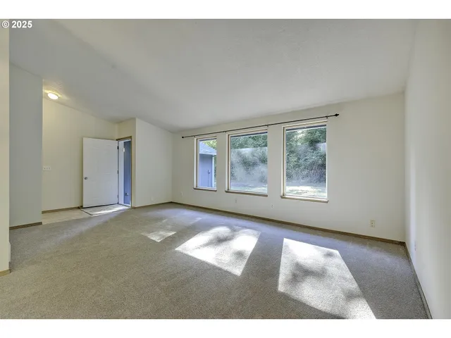 $625,000 | 27810 Northwest Timber Road, Timber, OR 97144