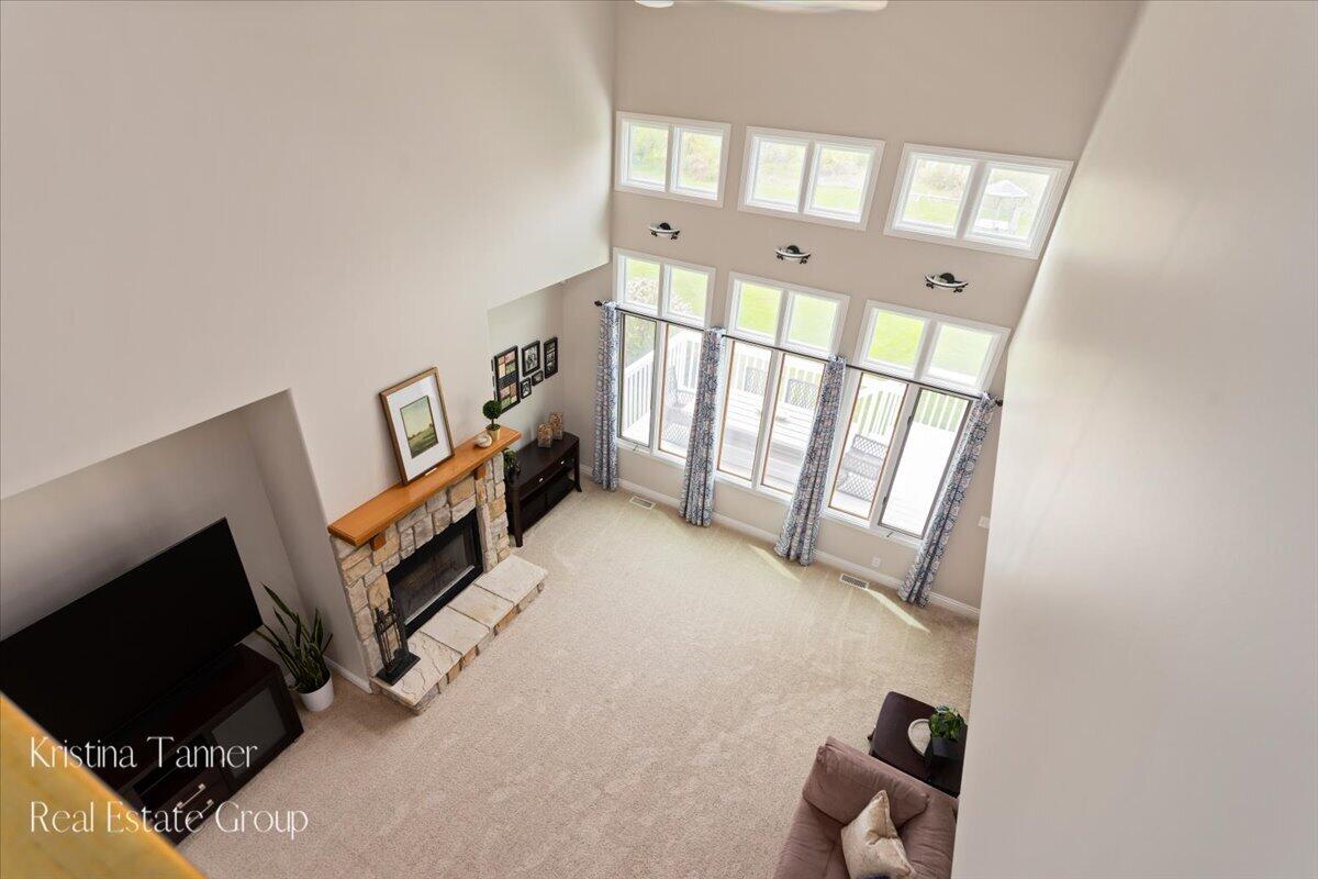 4797 Sunflower Ridge Drive Northeast Ada, MI 49301 - Photo 17 of 65 Living Room