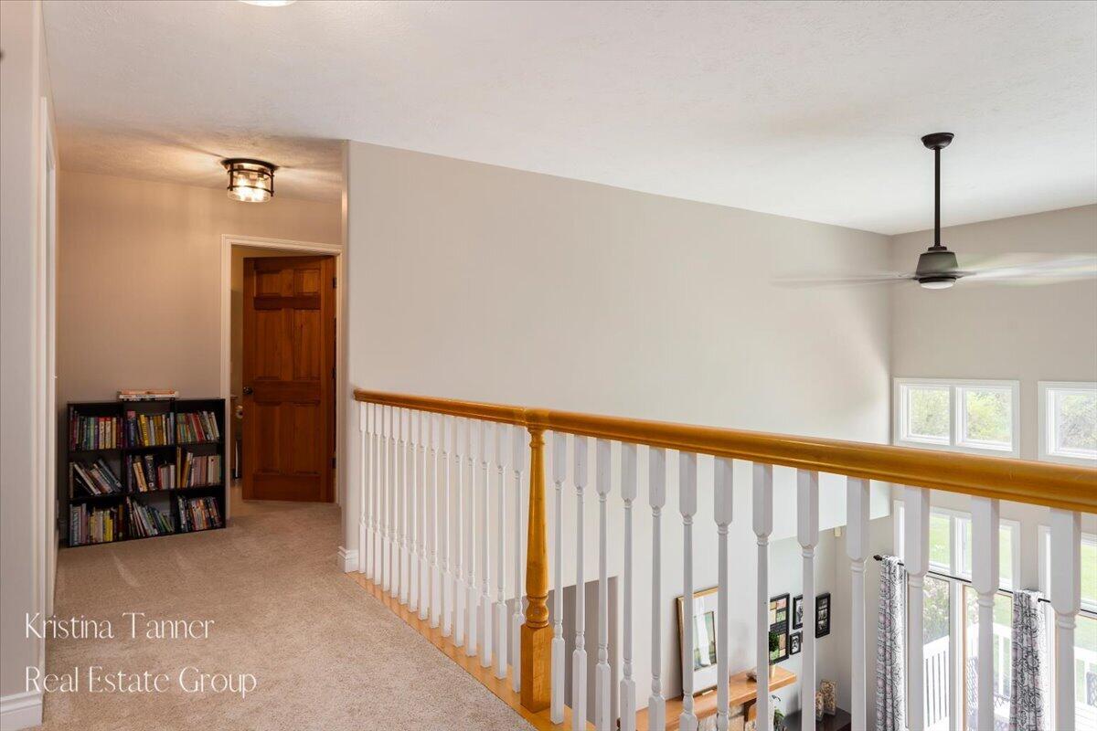 4797 Sunflower Ridge Drive Northeast Ada, MI 49301 - Photo 31 of 65 Upper Hallway