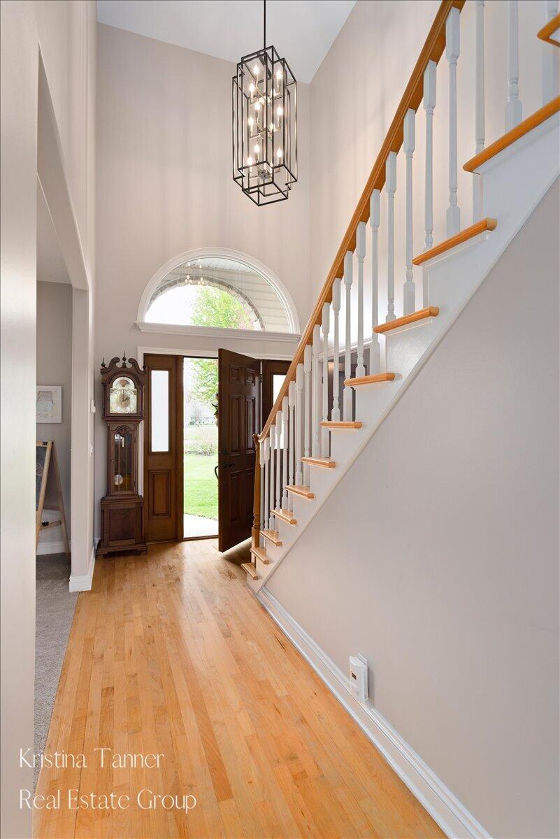 4797 Sunflower Ridge Drive Northeast Ada, MI 49301 - Photo 5 of 65 Foyer