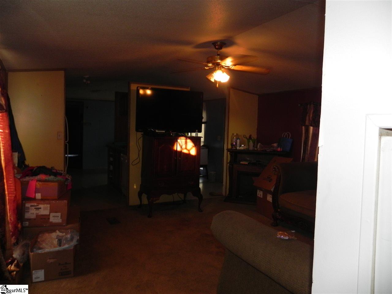 220 Parris Road Cowpens, SC 29330 - Photo 8 of 29