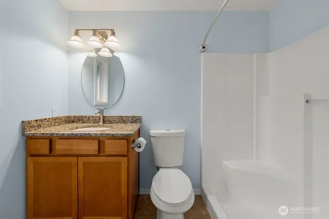 $2,700 | 16303 121st Avenue East, Puyallup, WA 98374