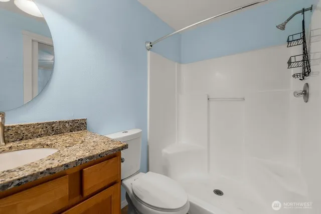 $2,700 | 16303 121st Avenue East, Puyallup, WA 98374