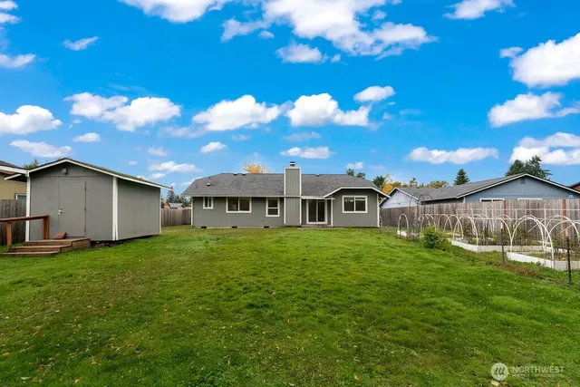 $2,700 | 16303 121st Avenue East, Puyallup, WA 98374