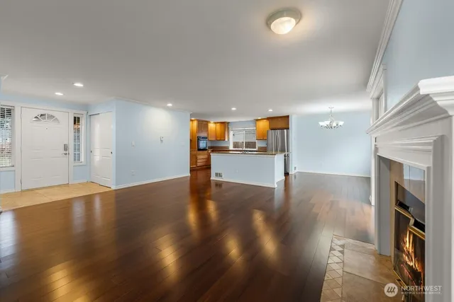 $2,700 | 16303 121st Avenue East, Puyallup, WA 98374