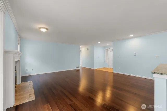 $2,700 | 16303 121st Avenue East, Puyallup, WA 98374