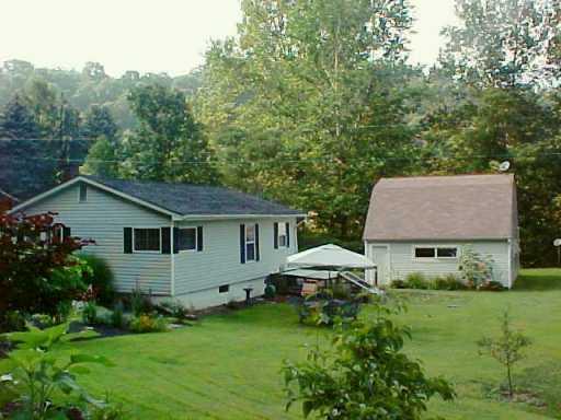 330 Raccoon Creek Road Monaca, PA 15061 - Photo 4 of 8 Gallery Image 4
