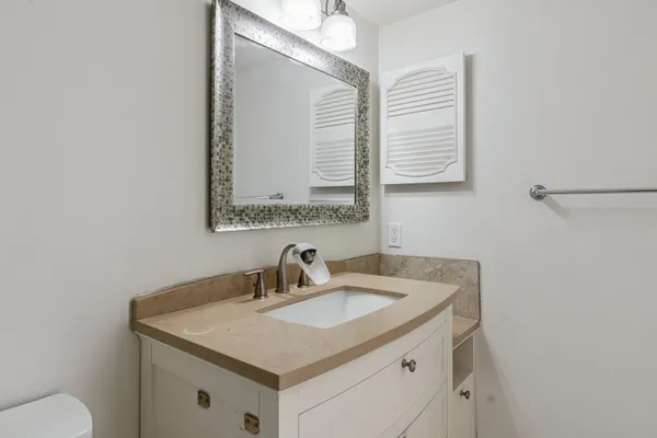 $90,000 | 14777 Wunderlich Drive, Unit 1007, Houston, TX 77069