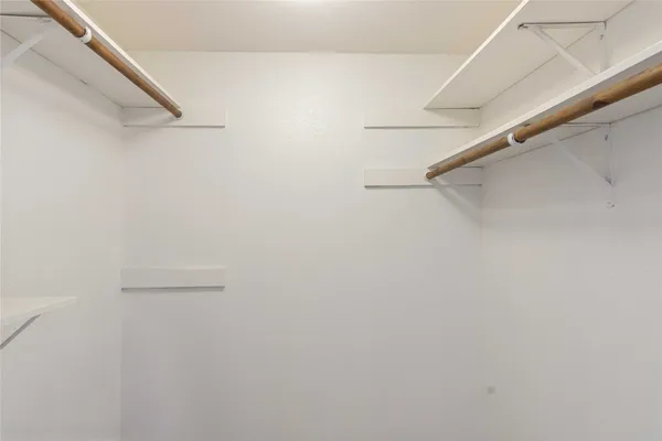 $90,000 | 14777 Wunderlich Drive, Unit 1007, Houston, TX 77069