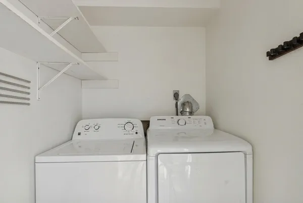 $90,000 | 14777 Wunderlich Drive, Unit 1007, Houston, TX 77069