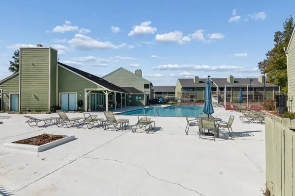 $90,000 | 14777 Wunderlich Drive, Unit 1007, Houston, TX 77069