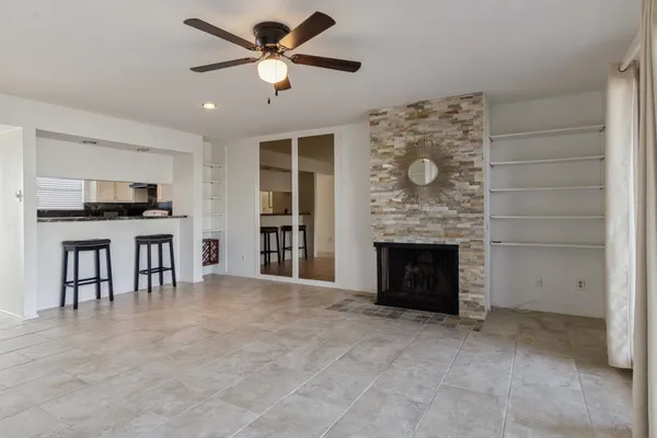 $90,000 | 14777 Wunderlich Drive, Unit 1007, Houston, TX 77069