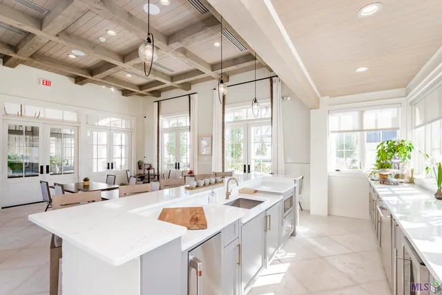 $215,500 | 1804 Dauphine Street, Baton Rouge, LA 70808