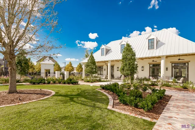 $215,500 | 1804 Dauphine Street, Baton Rouge, LA 70808