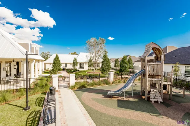 $215,500 | 1804 Dauphine Street, Baton Rouge, LA 70808