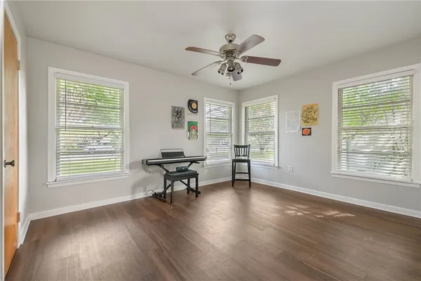 $240,000 | 1103 Edgewood Drive, Bryan, TX 77802